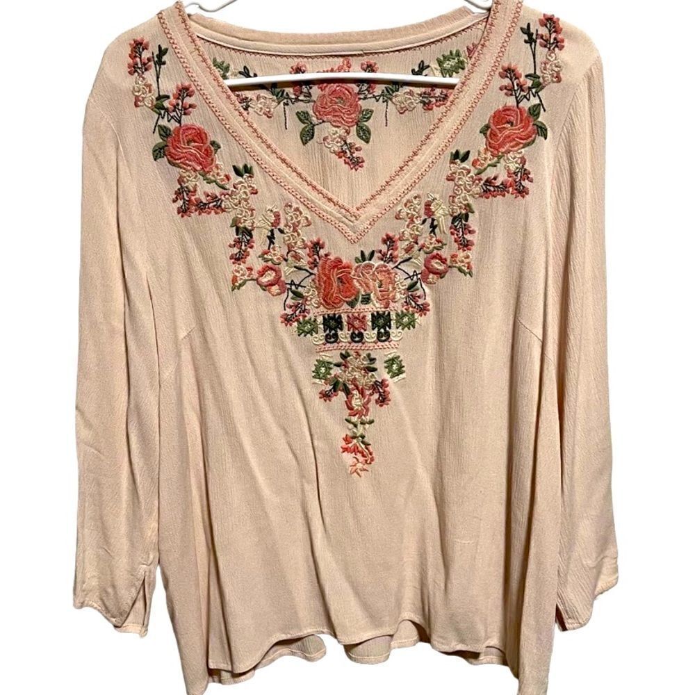 NO BRAND- Women’s Blush Pink Boho Blouse with Embroidered Florals, Size Large